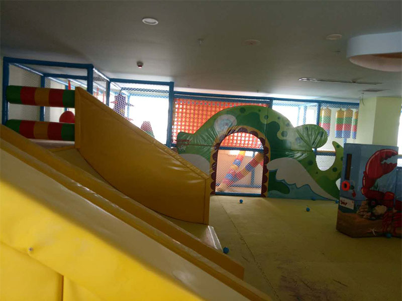 新疆哈密兒童樂園淘氣堡案例
