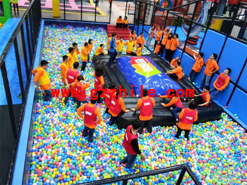 淘氣堡,室内淘氣堡,室内淘氣堡兒童樂園,室内水上樂園,淘氣堡廠家,淘氣堡設計,室内兒童樂園設備,兒童樂園廠家,超級蹦床,蹦床主題公園